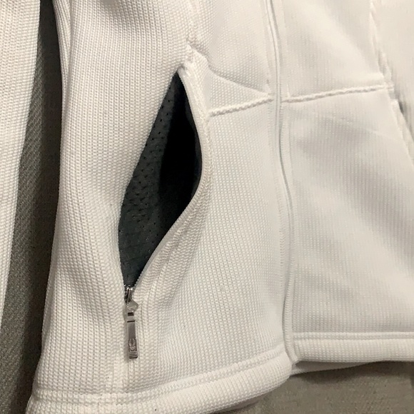 Spyder Jacket 🕸 - Picture 6 of 8